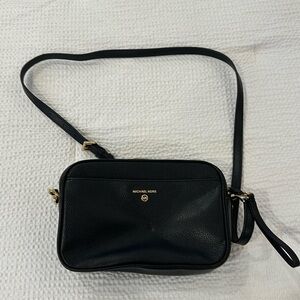 Michael Kors crossbody purse